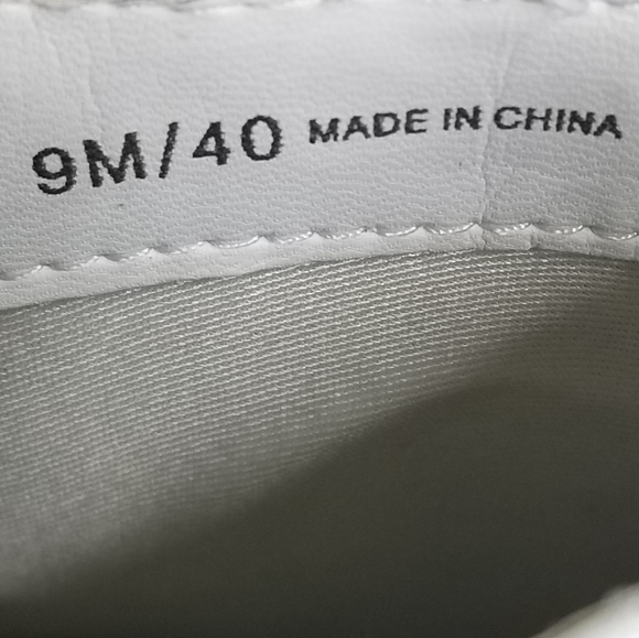 1. State Lexey Ankle Booties Womens 9M Chrome Studs White Western Boots Nailhead - Picture 15 of 16